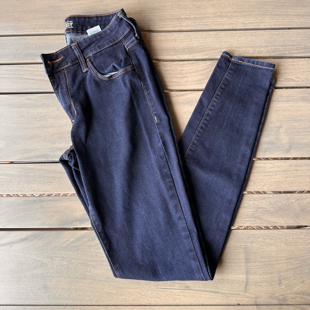 Old Navy Rockstar Jegging Jeans size 4 regular